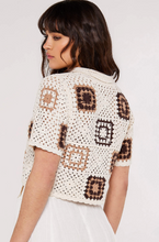 Load image into Gallery viewer, Apricot Tonal Granny Square Top Stone
