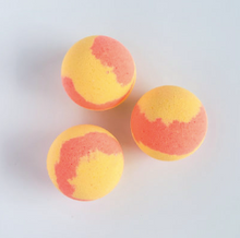 Load image into Gallery viewer, Liola Luxuries Bath Bombs
