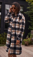 Load image into Gallery viewer, Saltwater Luxe Nolin Jacket Natural Plaid
