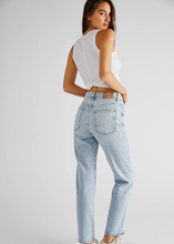 Load image into Gallery viewer, Free People Pacifica Straight Leg Jeans Mid Blue
