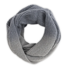 Charger l&#39;image dans la galerie, Lemon Ombre Knitted Infinity Scarf
